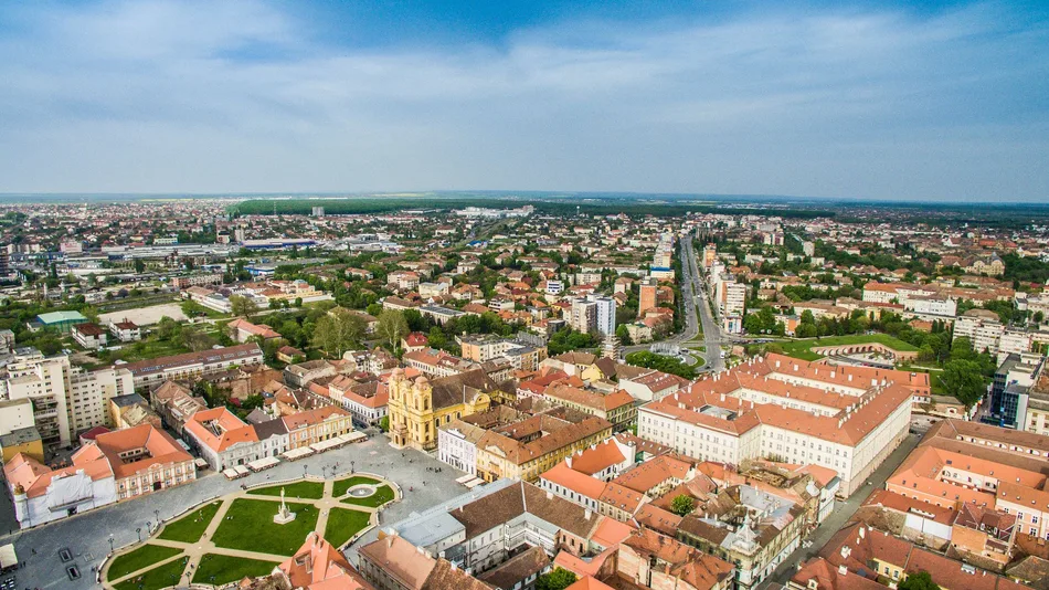 Timișoara için Pexels’te “Timisoara” aramasıyla seçilmiş demo şehir görseli